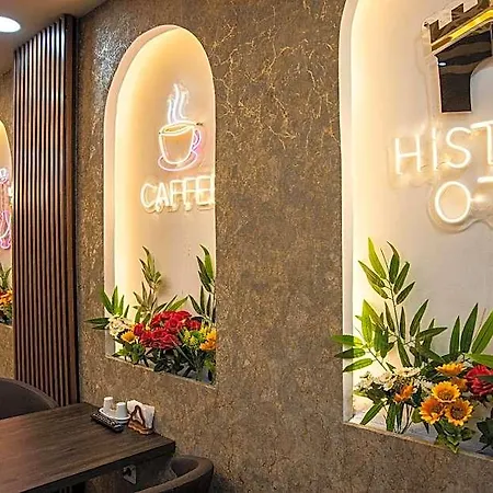 Historia Hotel